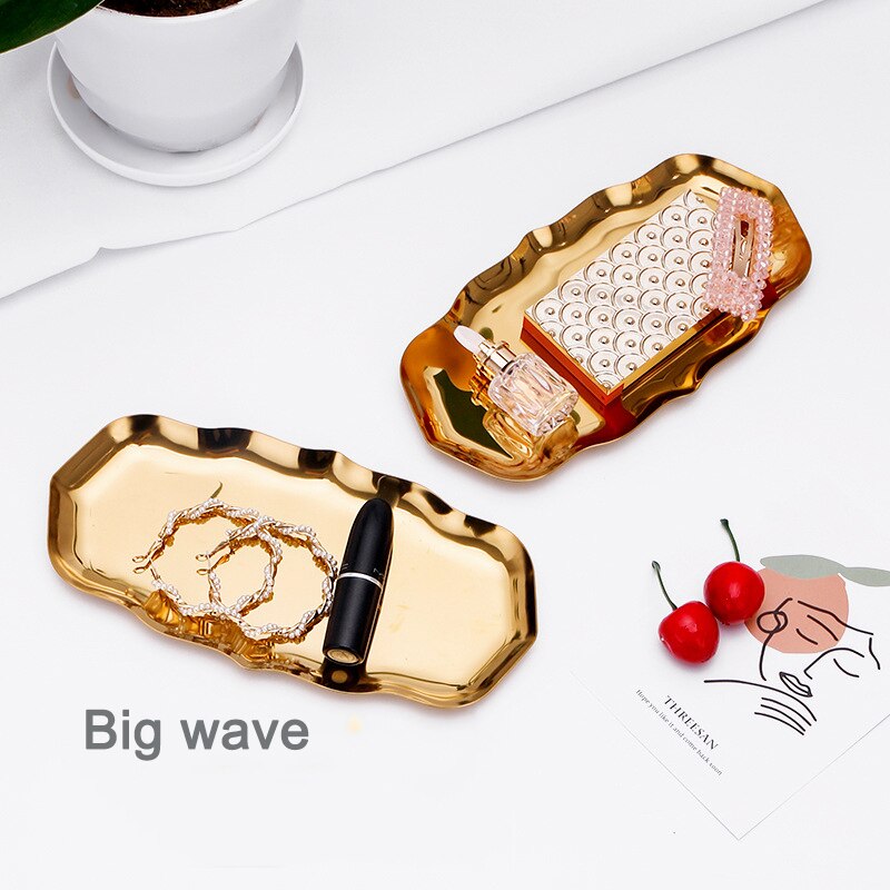 Nordic Style Gold Dining PlateJewelry Display Tray Luxurious Brass Wave Plate Metal Fruit Plate Dessert Snack Trays Decorative